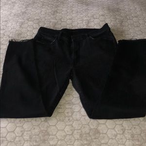 Mother denim. Stunner zip. Ankle step fray